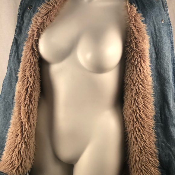 FREE PEOPLE jean jacket with fur lining - Picture 6 of 7